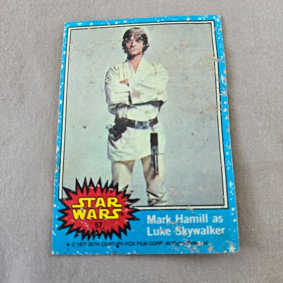 Topps 1977 Star Wars Series Blue Mark Hamill as Luke Skywalker - Picture 1 of 2